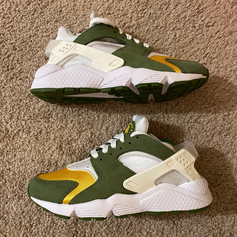 Nike Air Stussy Huarache Dark Olive New 5.5W